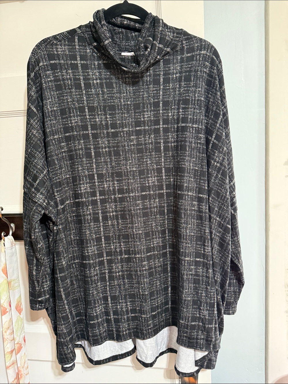 Lularoe large Elsa